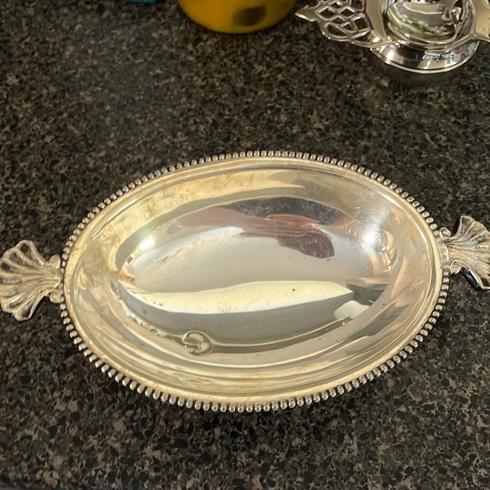 Vintage Silver plated oval bowl 6”